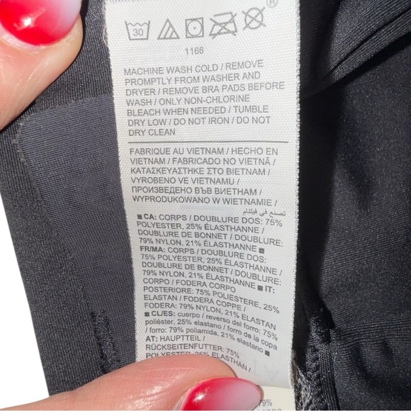 ATHLETA Ultimate Ease Bra - Plus 1X D/DD+ Black - Picture 10 of 10